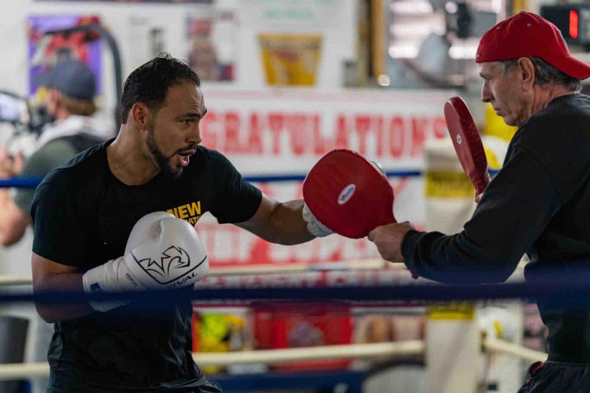 Keith Thurman Returns After 3-Year Layoff To Fight Brock Jarvis